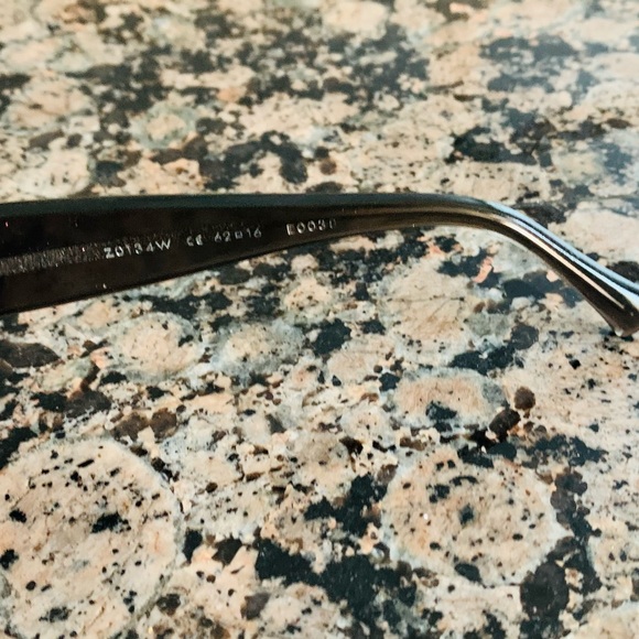 Vintage Louis Vuitton sunglasses - Authentic . - Picture 6 of 11